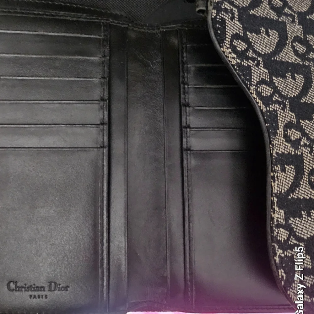 DIOR SADDLE WALLET authentic great condition!!